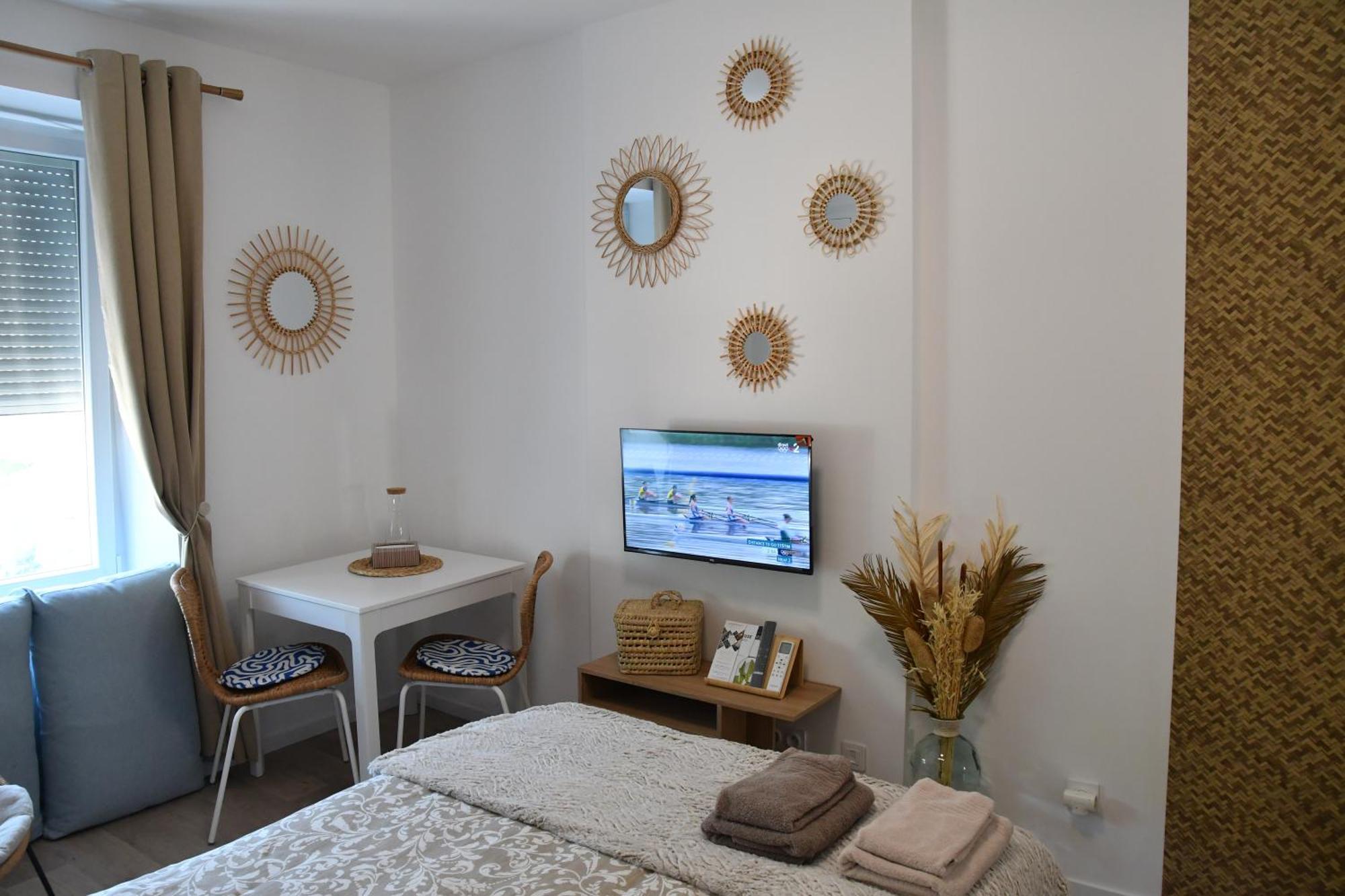 Studio Elegance Naturelle Proche Gare Voiron Exterior foto