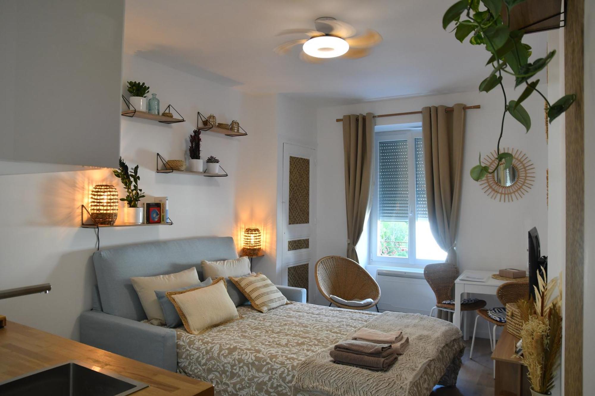 Studio Elegance Naturelle Proche Gare Voiron Exterior foto
